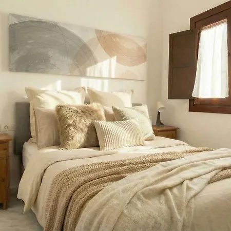 New! Romantic Nest 5 Min To Cathedral Sevilla