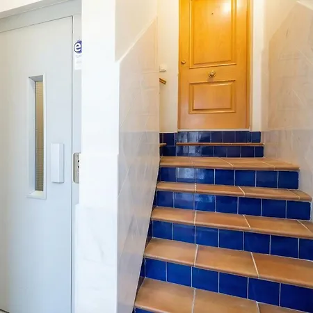 New! Romantic Nest 5 Min To Cathedral Apartment