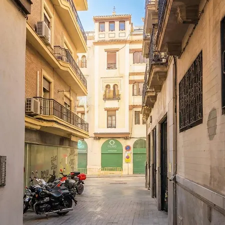 New! Romantic Nest 5 Min To Cathedral Apartmán